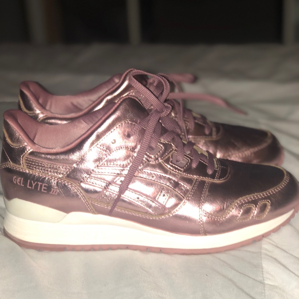 Metallic Rose Gold ASICS Gel Lyte